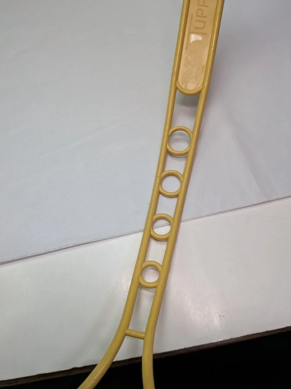 Vintage Tupperware Harvest Gold Cake Taker Carrier Handle Replacement 624-25